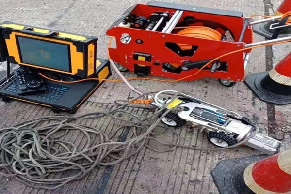 二道江CCTV管道检测机器人